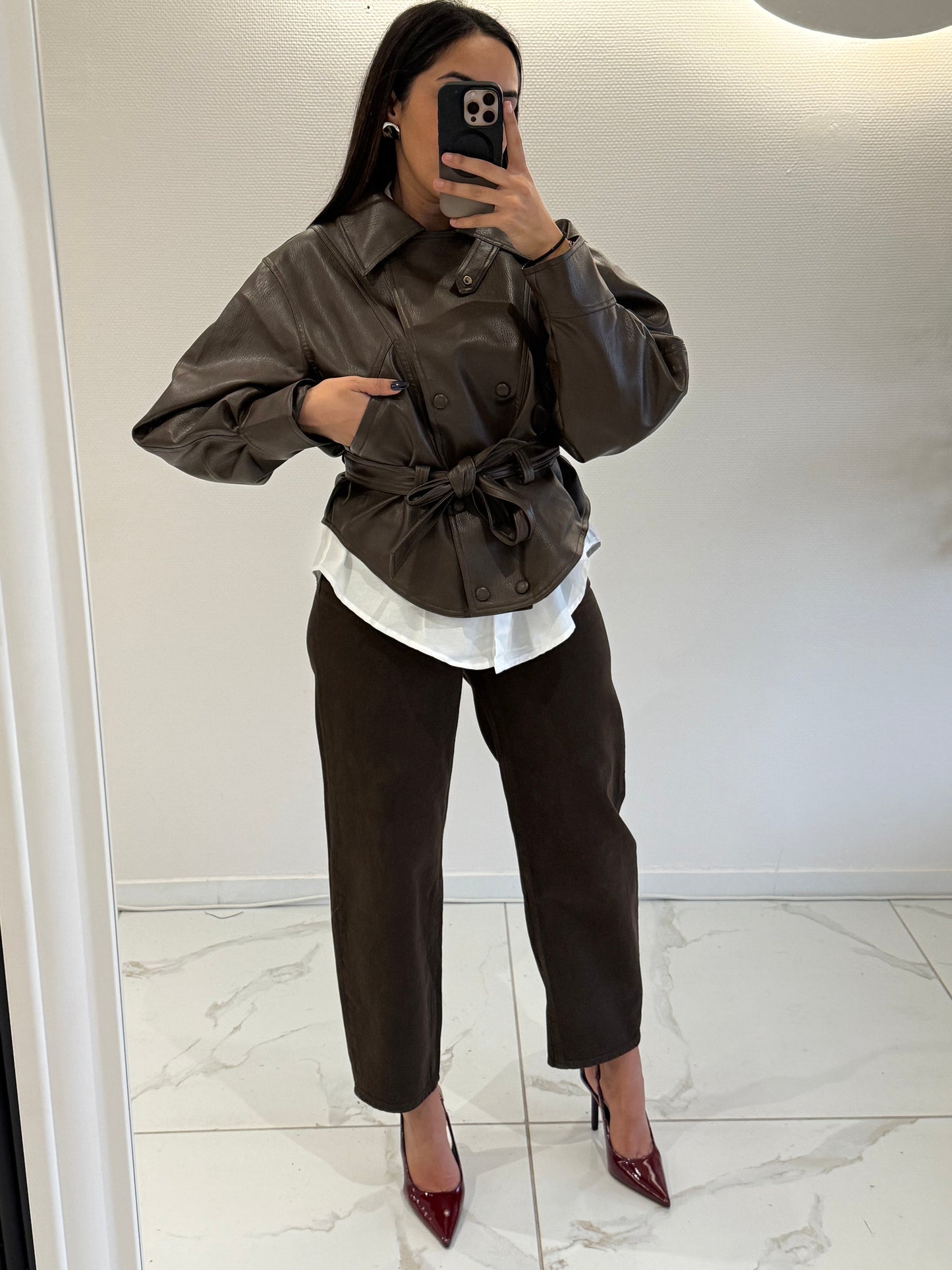 VESTE EN CUIRE CHOCOLAT