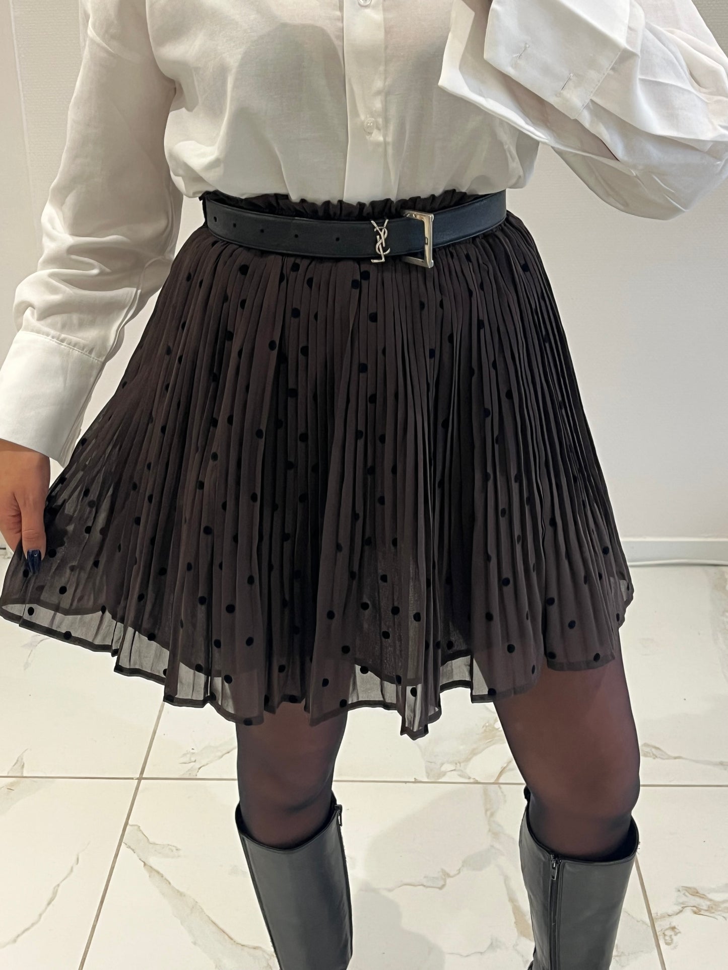 Jupe à pois plissé